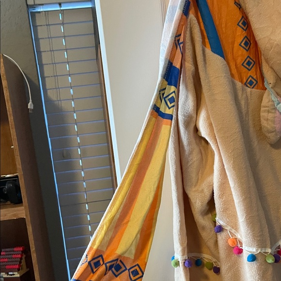 Llama/Alpaca Hooded Onesie with Colorful Pom-Poms - Picture 11 of 15